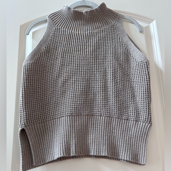 epoque evolution Sweaters - Epoque Evolution Organic Cotton Chunky Open Knit Mock Neck Tank. Quiet luxury. M